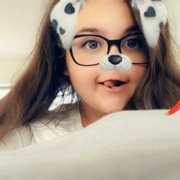 Meet your Posher, Catherine - Picture 1 of 1